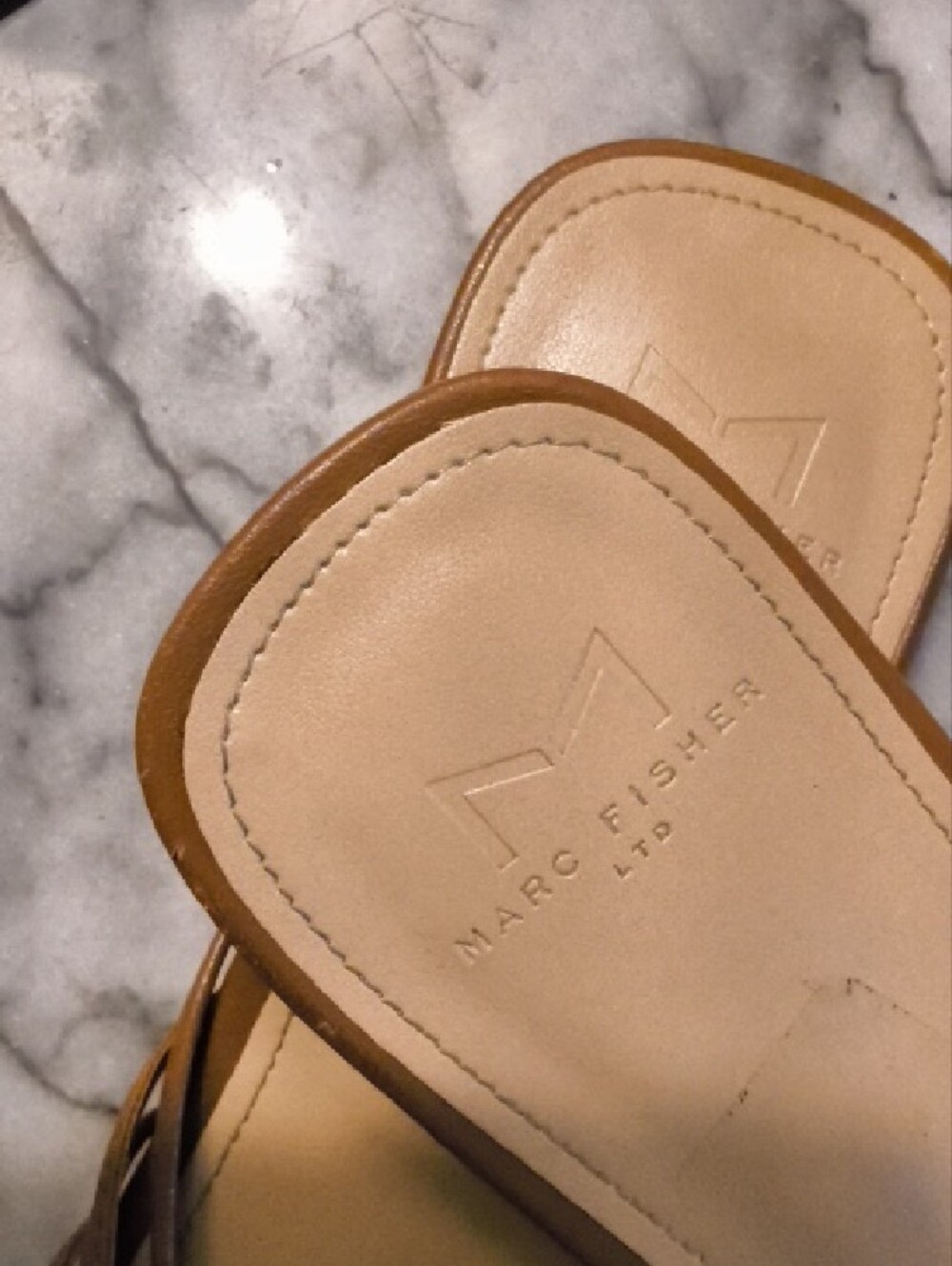 Marc Fisher Tan Brown Strappy Mule Sandasl Flat 8 Shoe - Picture 3 of 5